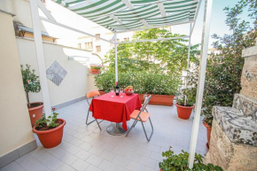 Appartamento con terrazza al centro storico. Palermo